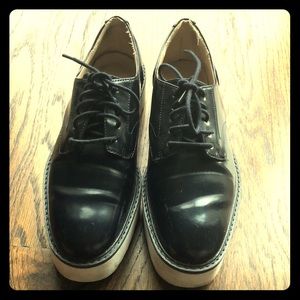 Navy Patent leather platform oxfords